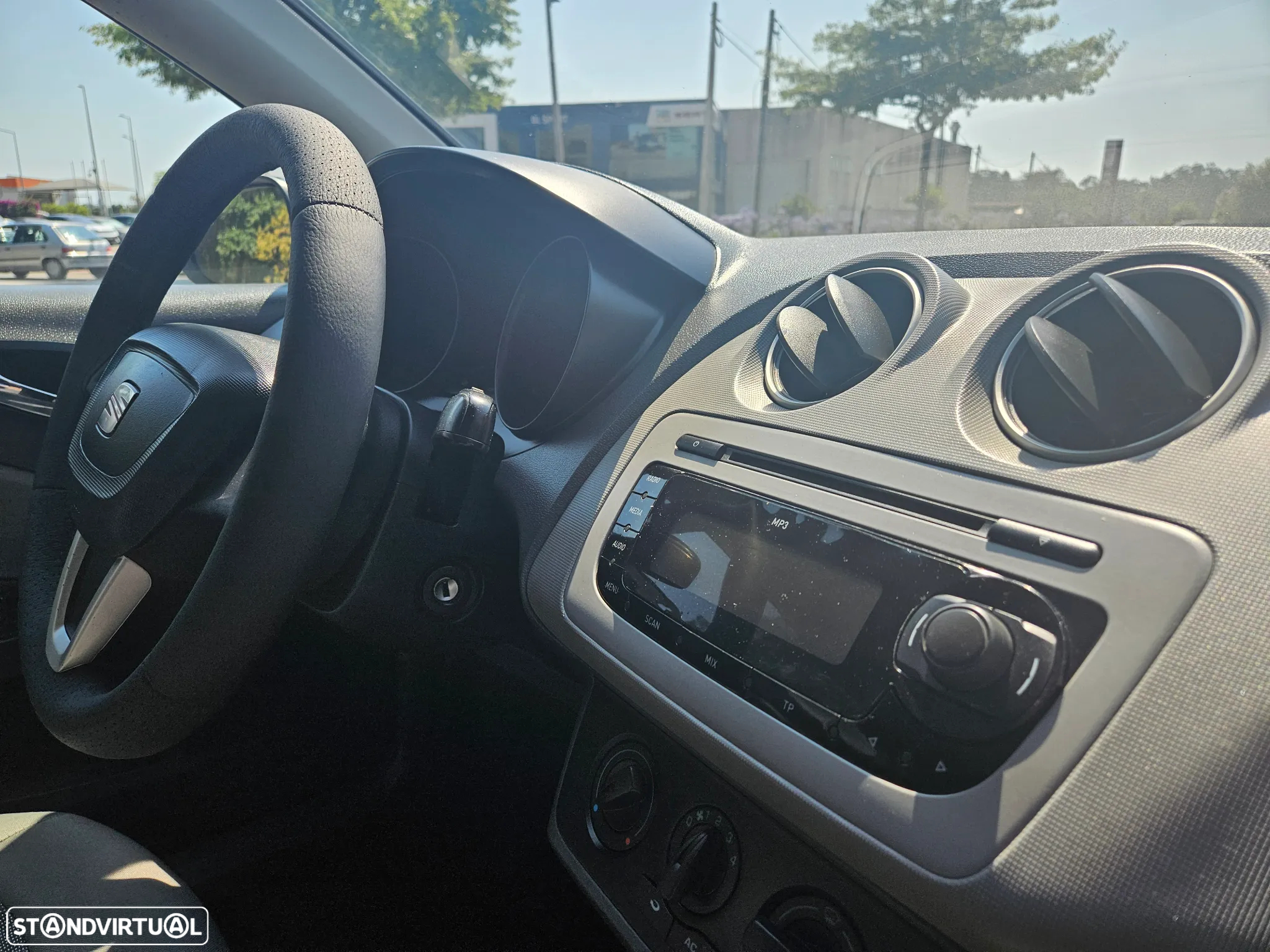 SEAT Ibiza 1.2 12V Reference - 25