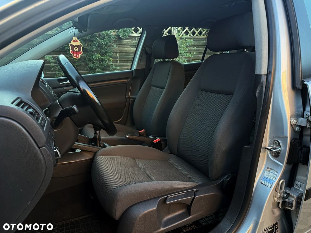 Volkswagen Golf V 1.9 TDI Trendline - 15