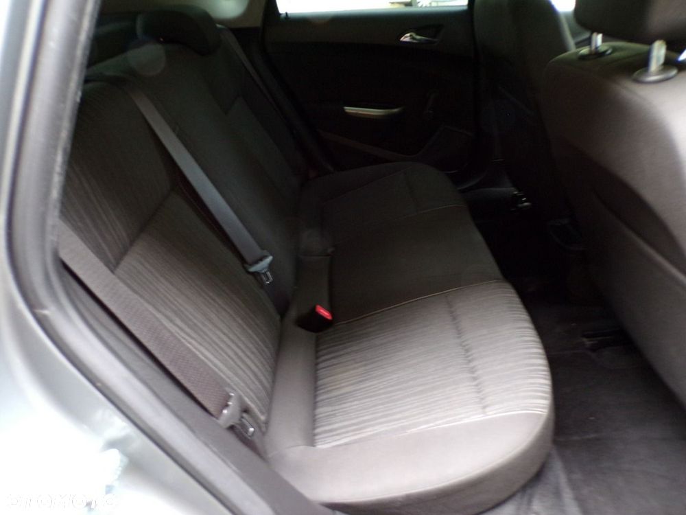 Opel Astra - 25