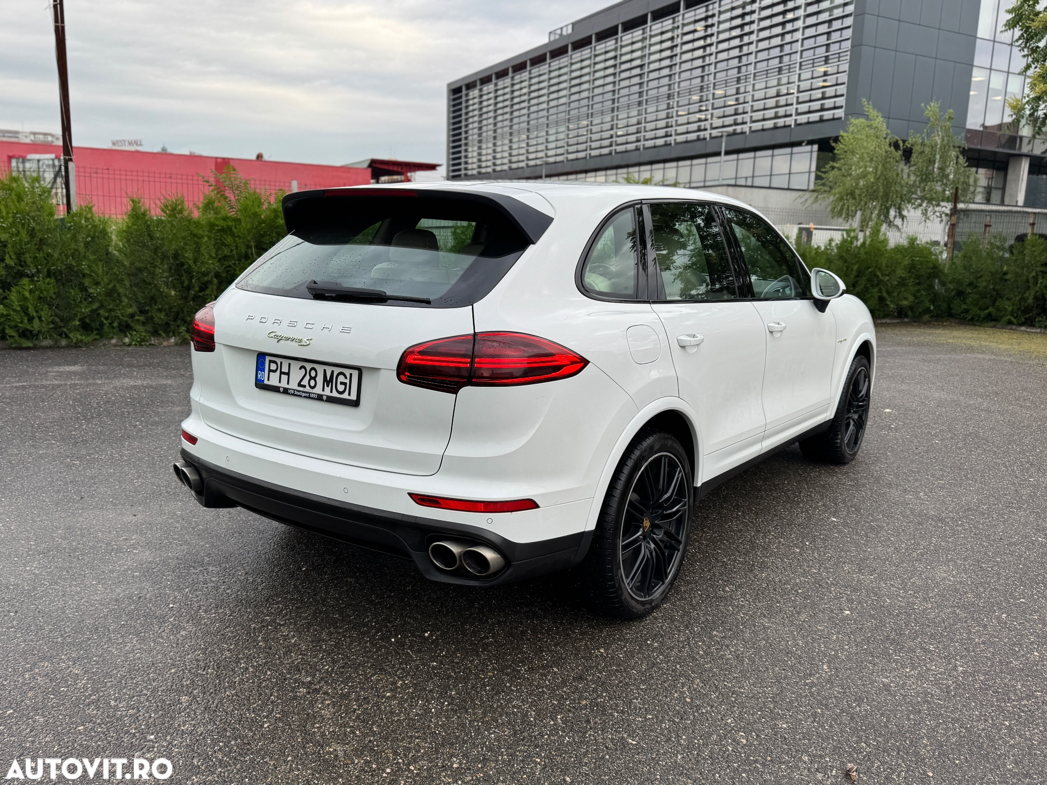 Porsche Cayenne S E-Hybrid Tiptronic S - 2