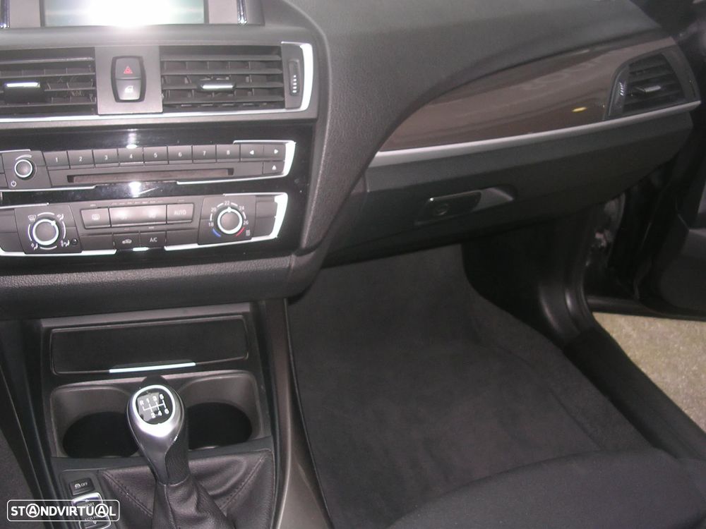 BMW 218 d Cabrio Line Sport - 20
