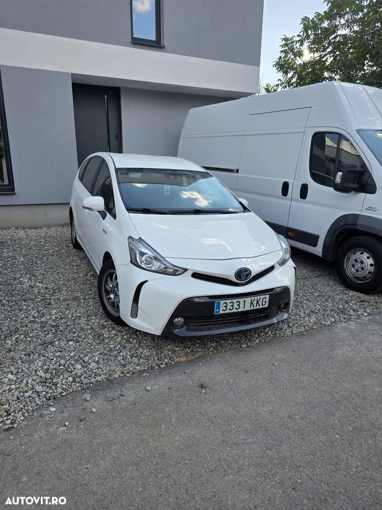 Toyota Prius+ - 1