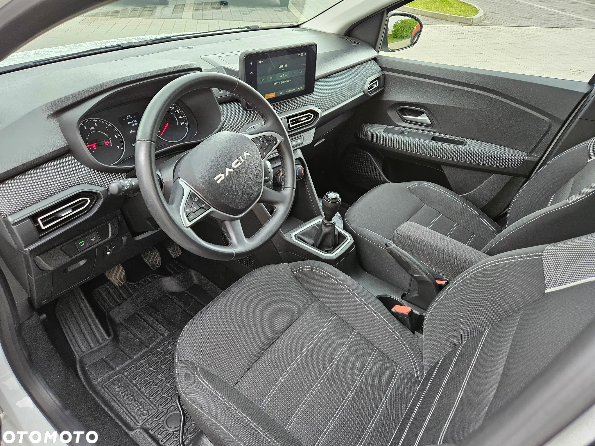 Dacia Sandero - 7
