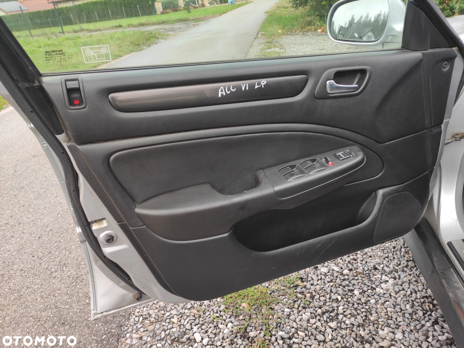TAPICERKA BOCZEK DRZWI LEWY PRZÓD HONDA ACCORD VI LIFT WERSJA EUROPEJSKA - 1