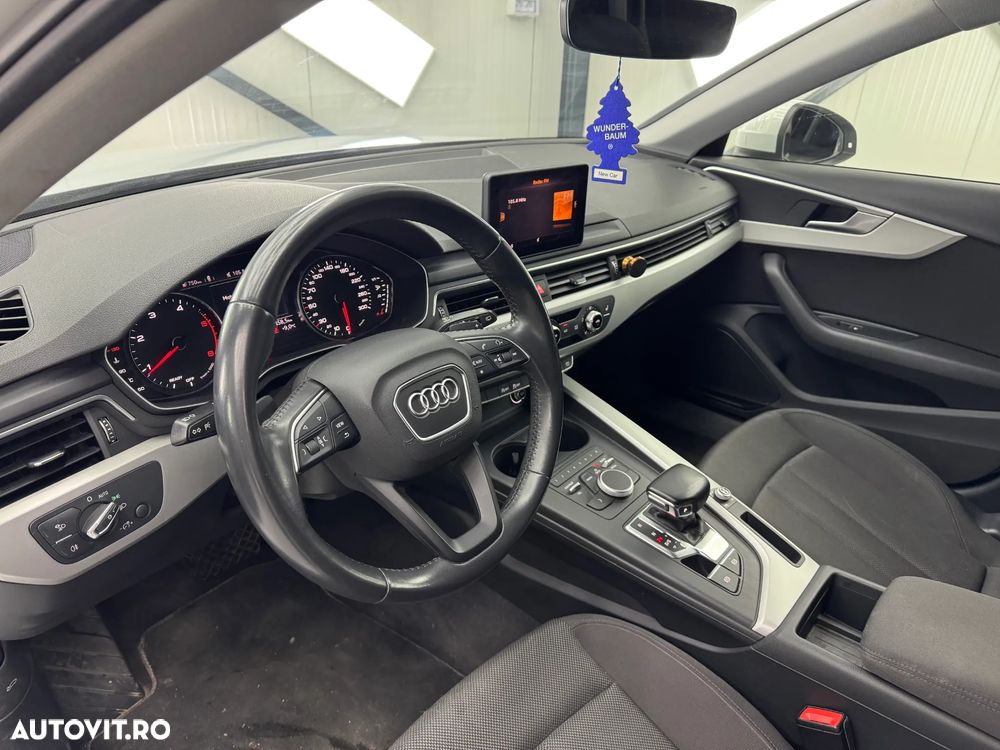 Audi A4 2.0 TDI S tronic - 18