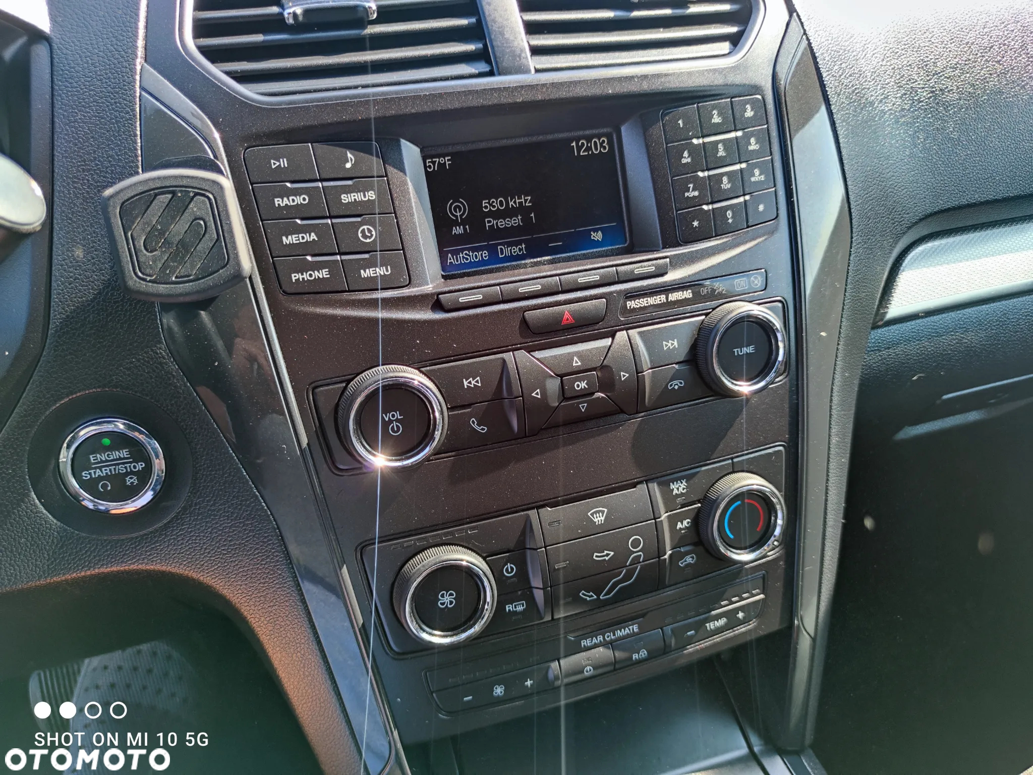 Ford Explorer - 19