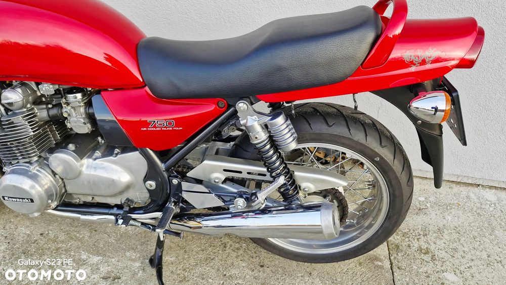 Kawasaki Zephyr - 14