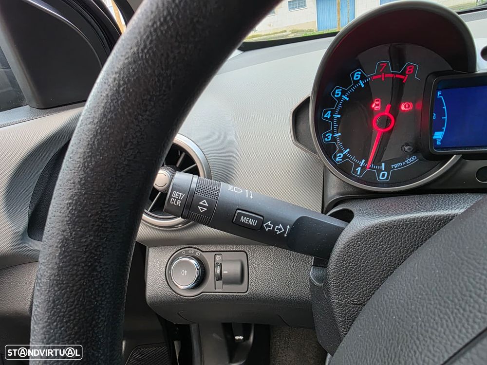 Chevrolet Aveo 1.2 LTZ - 40