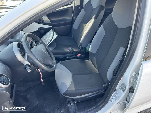 Peugeot 107 1.0 Access - 12