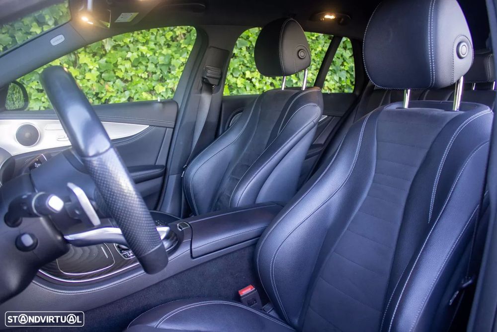 Mercedes-Benz E 220 d AMG 7L - 10