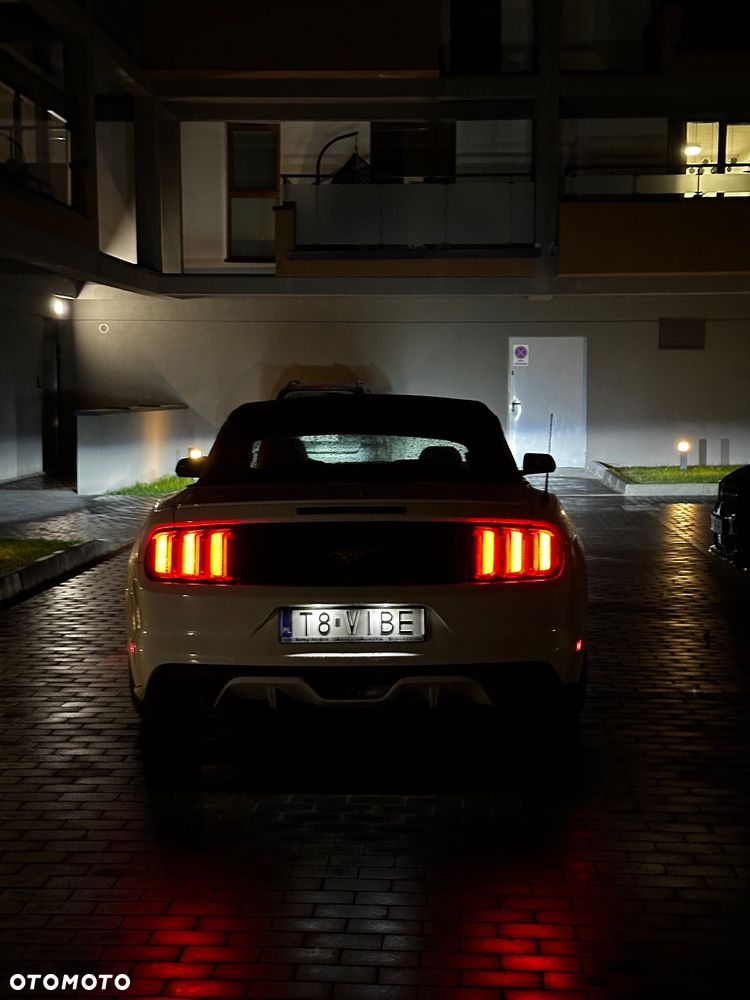 Ford Mustang 2.3 EcoBoost - 18