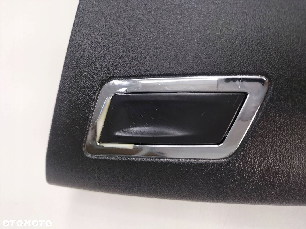 POKRYWA SCHOWKA DESKI ROZDZIELCZEJ CITROEN C4 PICASSO - 2