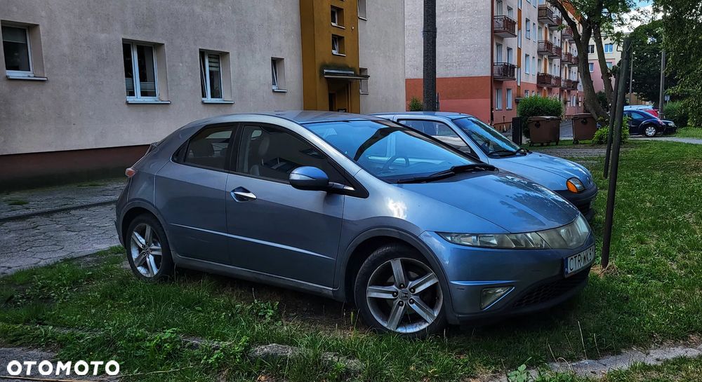 Honda Civic 1.8i-VTEC Sport - 1