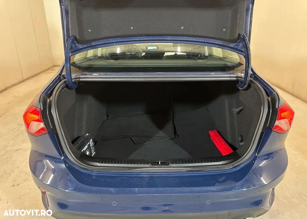 Ford Focus 1.0 EcoBoost Titanium - 5