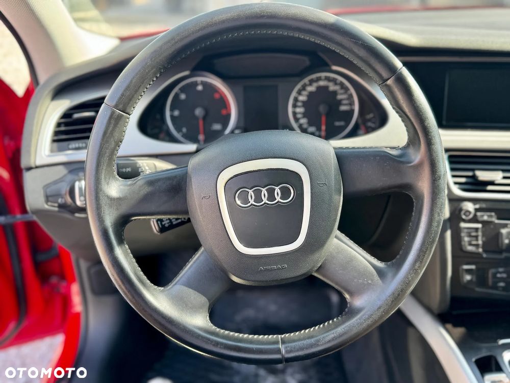 Audi A4 Avant 2.0 TDI e DPF S line Sportpaket - 24