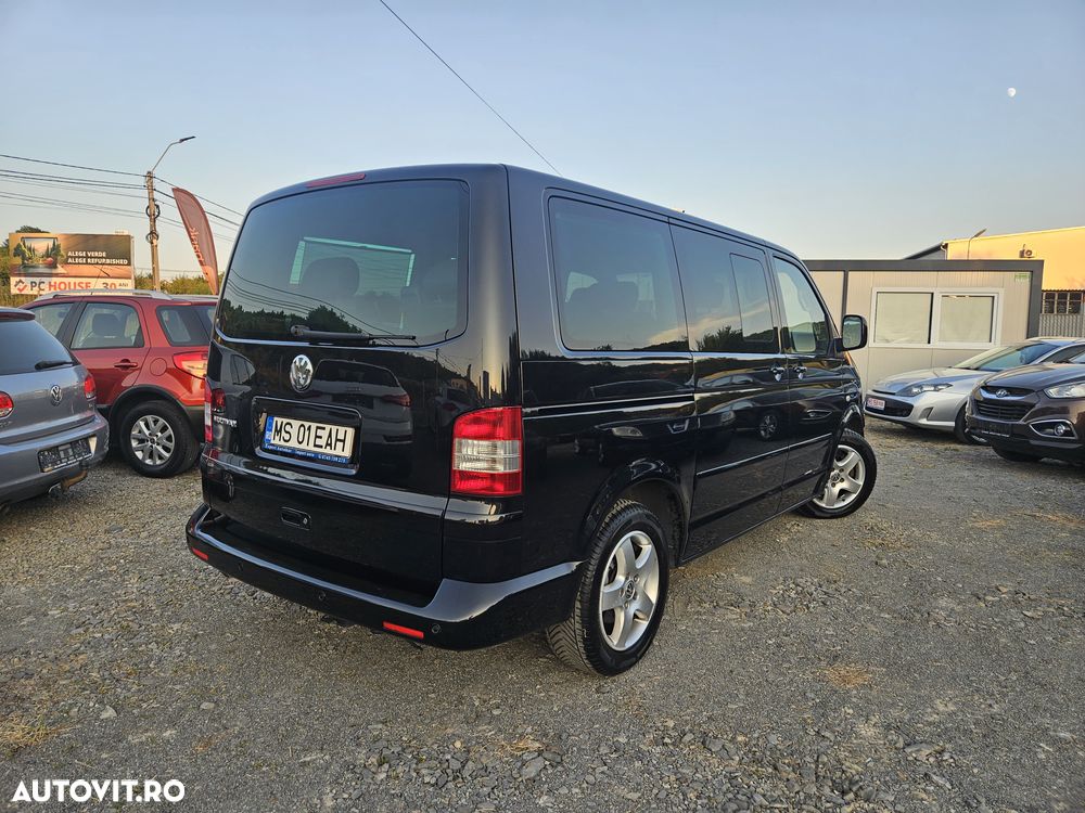 Volkswagen Multivan - 4