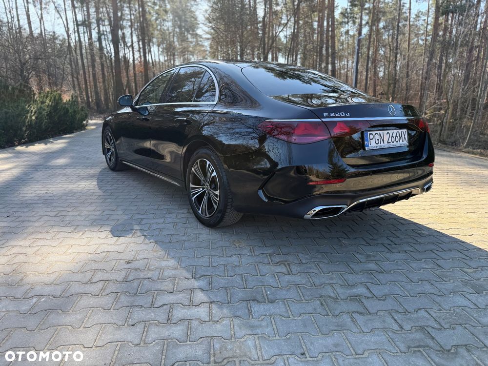 Mercedes-Benz Klasa E - 12