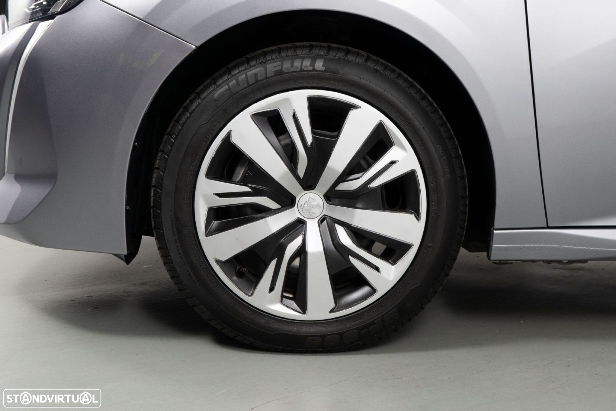 Peugeot 208 1.2 PureTech Active - 18