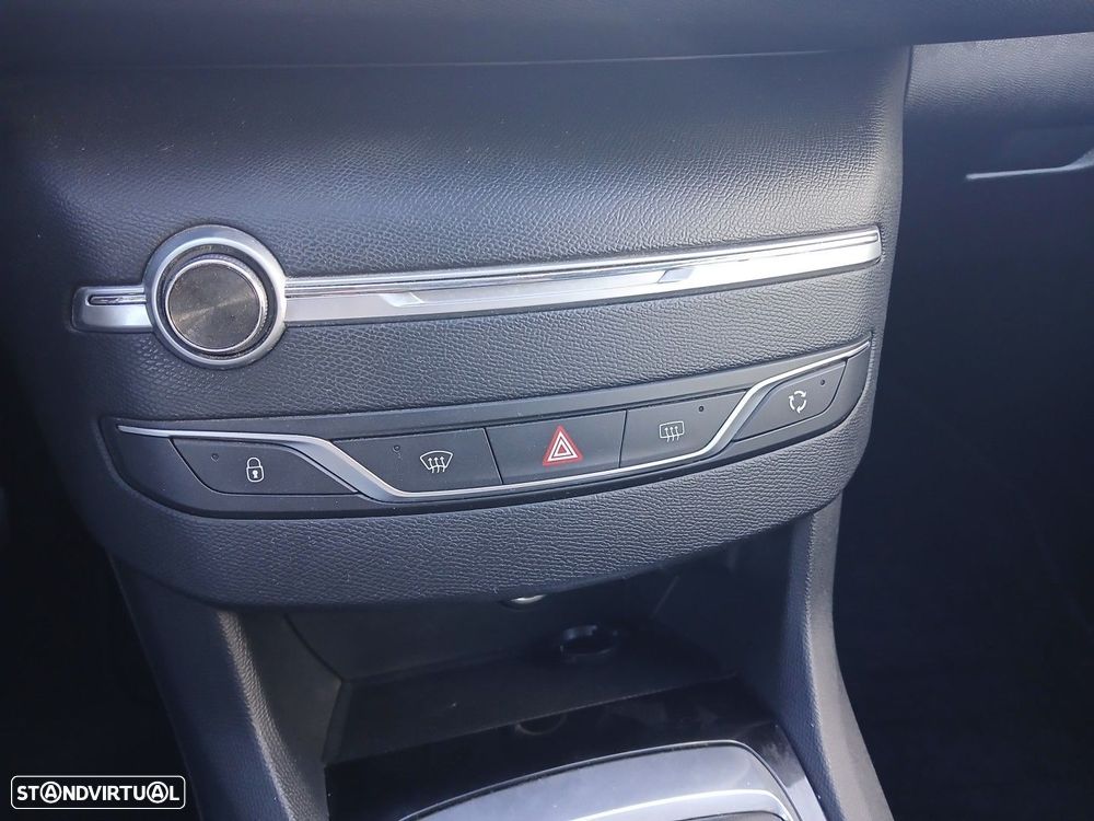 Peugeot 308 SW 1.5 BlueHDi Active - 20