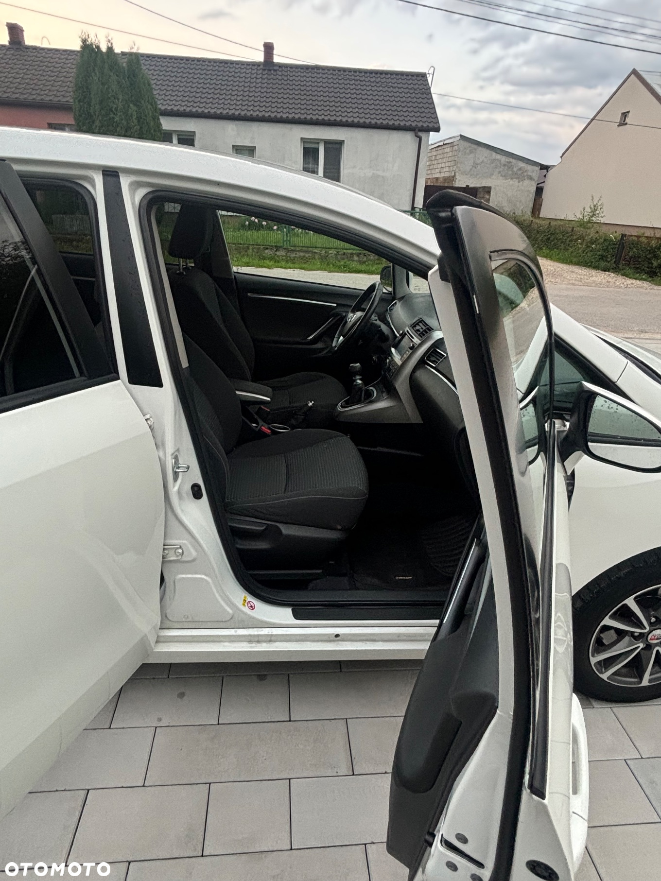 Toyota Verso 1.6 D-4D Active 7os - 10