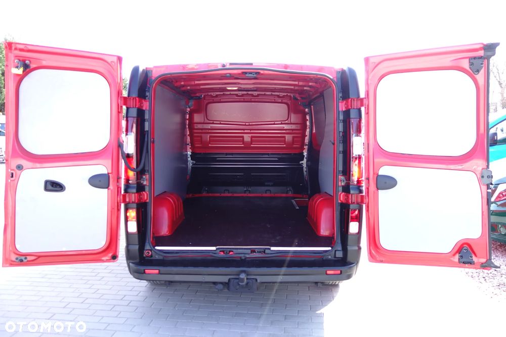 Renault Trafic 2.0 DCI  120 KM L1H1 Klima Kamera Webasto Ledy - 6