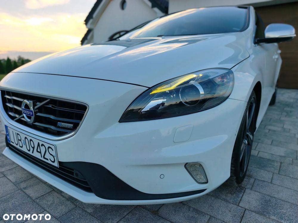 Volvo V40 T3 R-Design Momentum - 16