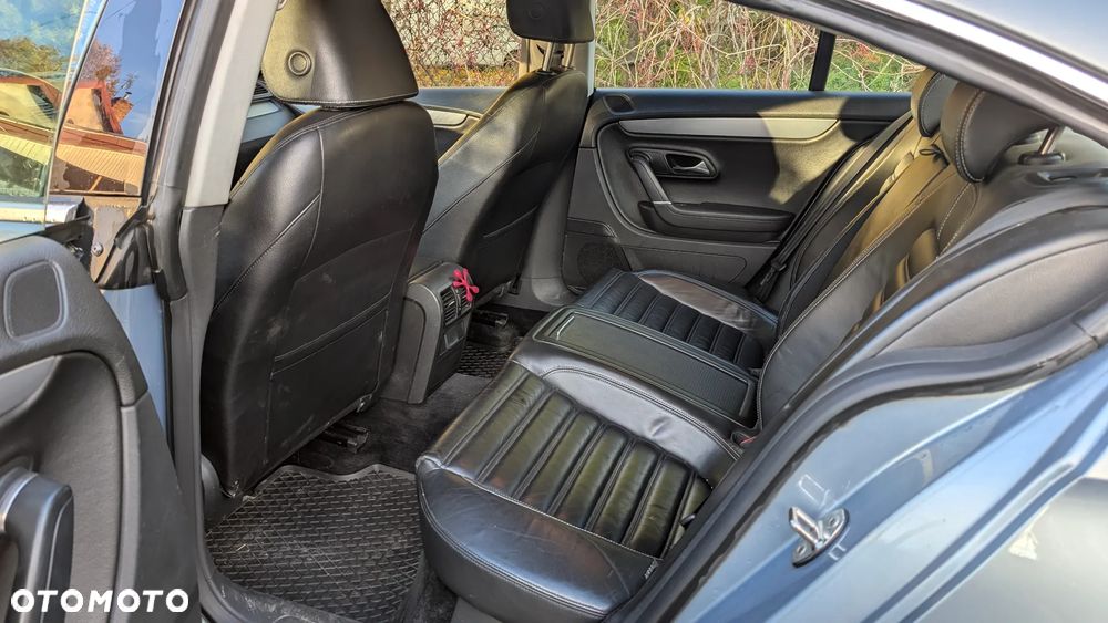 Volkswagen Passat 2.0 TDI Highline - 6