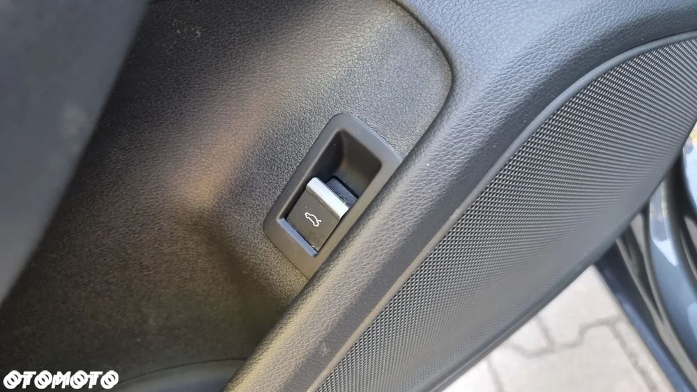 Audi A4 Avant 2.0 TFSI ultra - 34