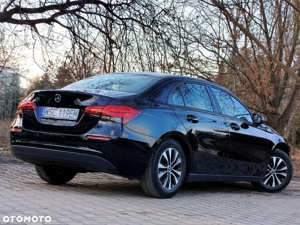 Mercedes-Benz Klasa A 180 d Edition 2021 - 23