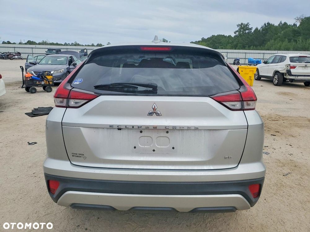 Mitsubishi Eclipse Cross - 5