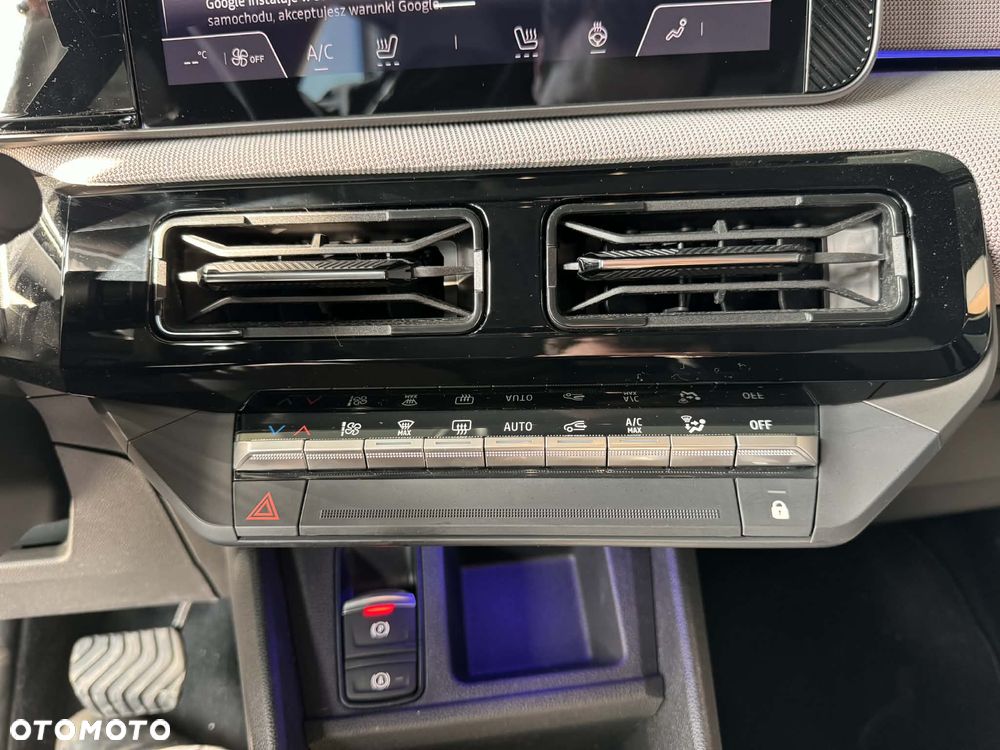 Nissan Micra - 11