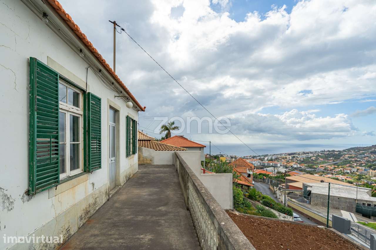 Moradia T3 a 5 minutos do centro do Funchal - Grande imagem: 2/22