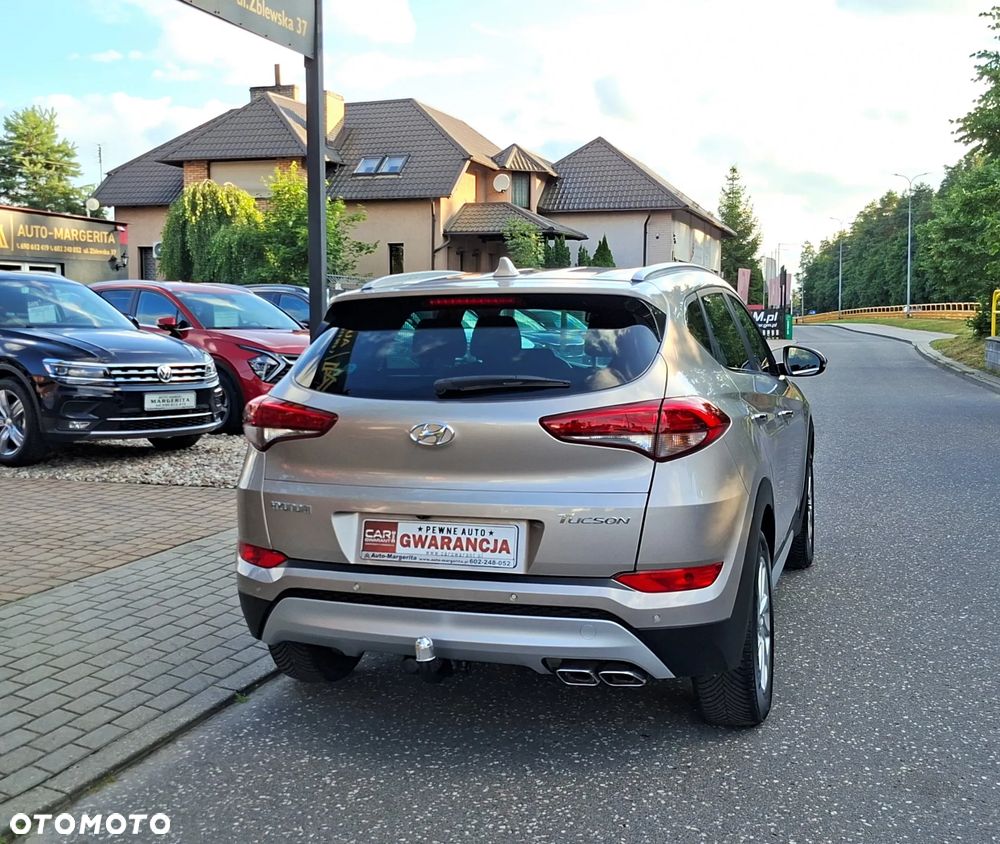 Hyundai Tucson 2.0 CRDI 2WD Style - 10