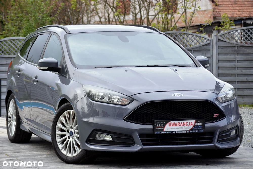 Ford Focus 2.0 TDCi ST - 9