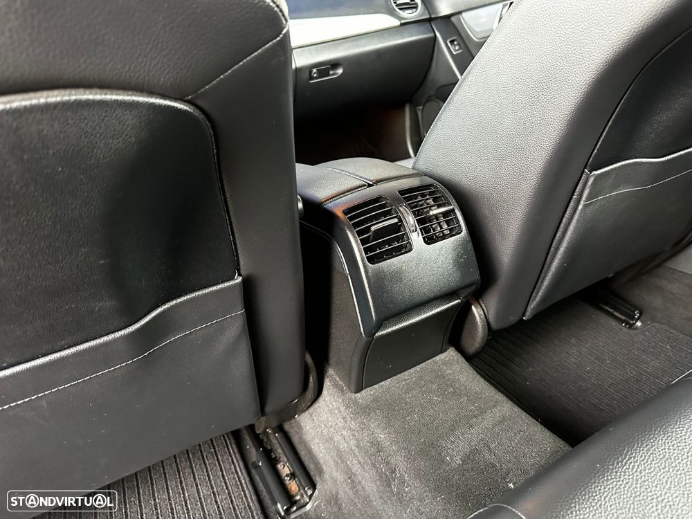 Mercedes-Benz C 220 CDi Avantgarde BlueEfficiency - 37
