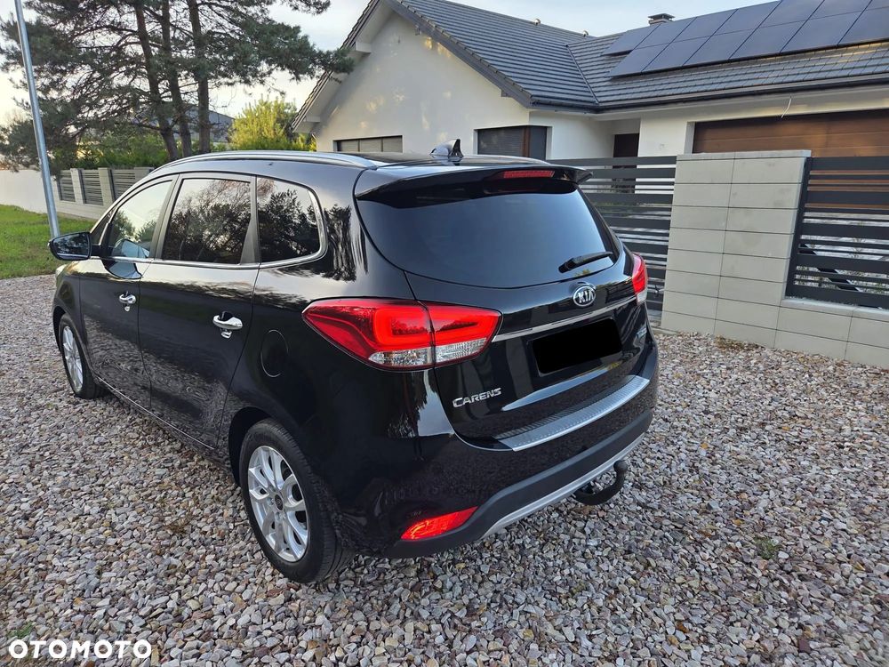 Kia Carens 1.7 CRDi 141 ISG Spirit - 28