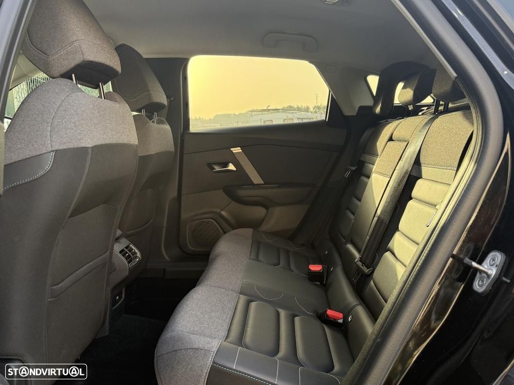 Citroën C4 1.2 PureTech Shine EAT8 - 39