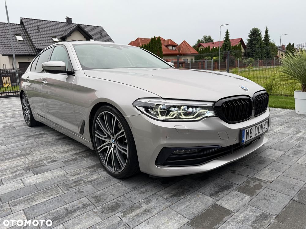 BMW Seria 5 540d xDrive - 9