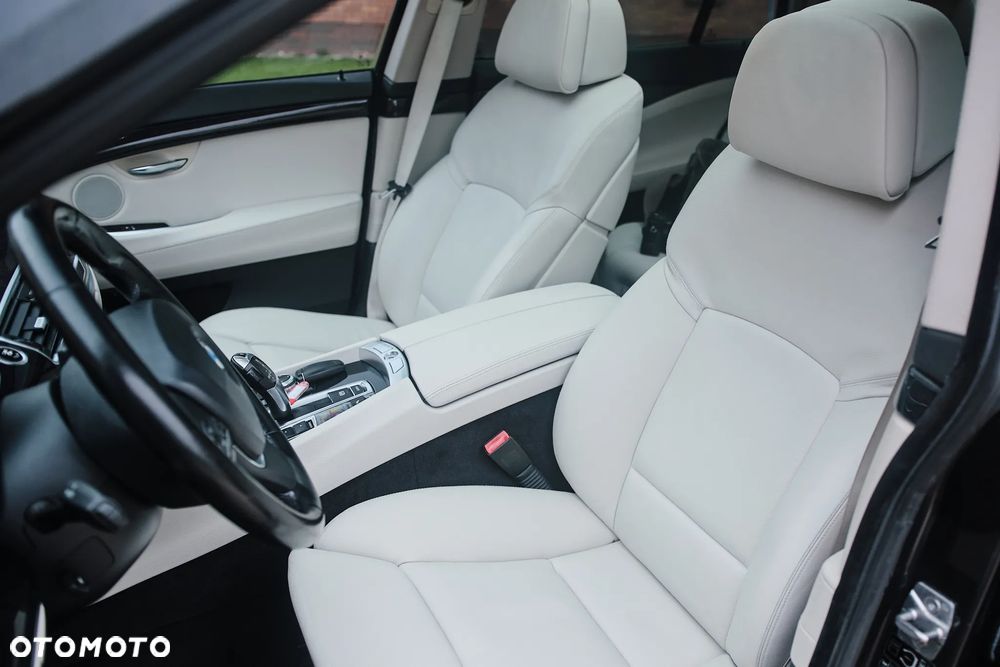 BMW 5GT 535i - 10