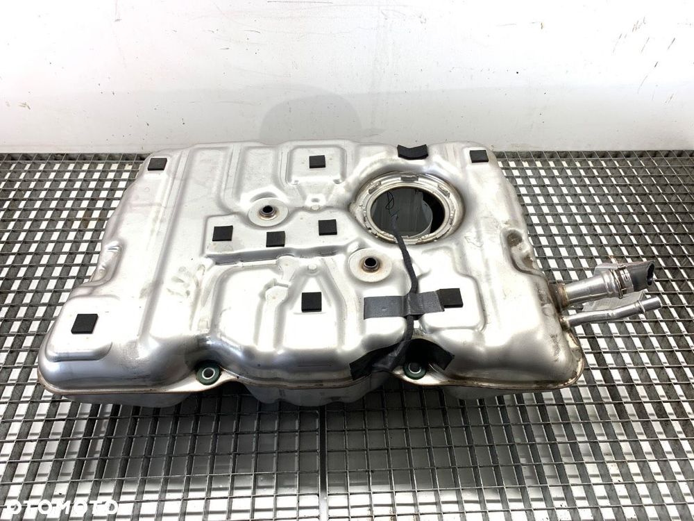 BAK ZBIORNIK PALIWA  BMW 5 (G30, F90) 2016 - 2022 530 e Plug-in-Hybrid 135 kW [184 KM] Hybryda - 1