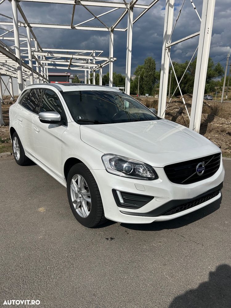 Volvo XC 60 D4 AWD Geartronic RDesign - 2