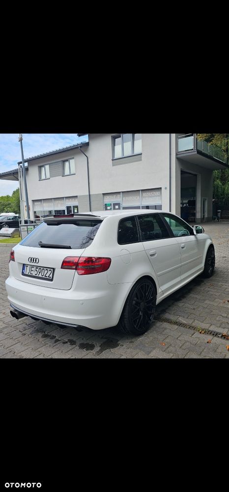 Audi A3 Sportback - 3