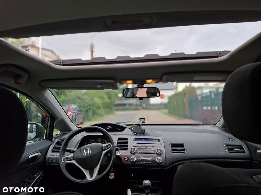 Honda Civic 1.8 Executive - 10