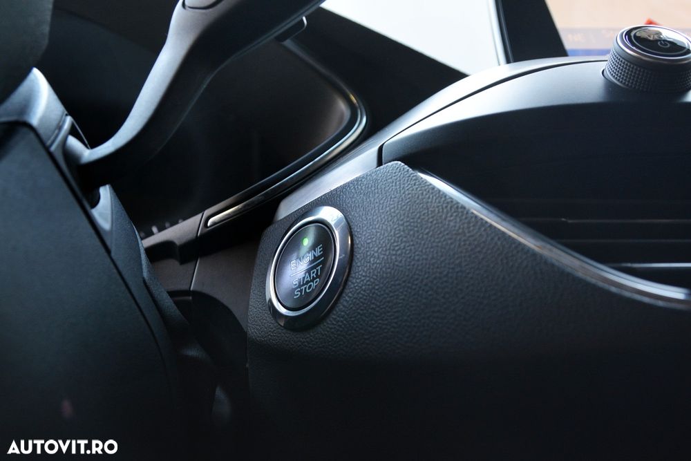 Ford Focus - 22
