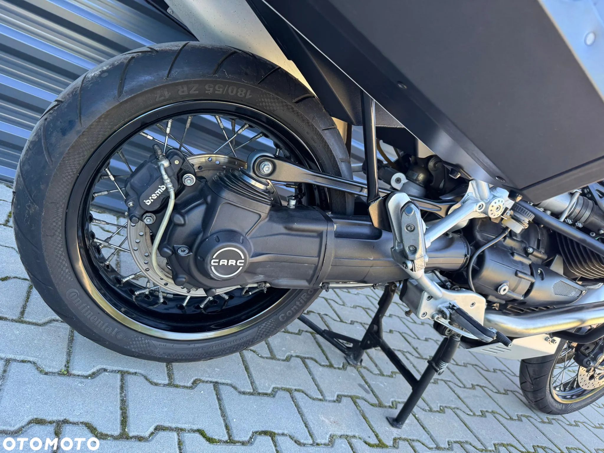 Moto Guzzi Stelvio - 13