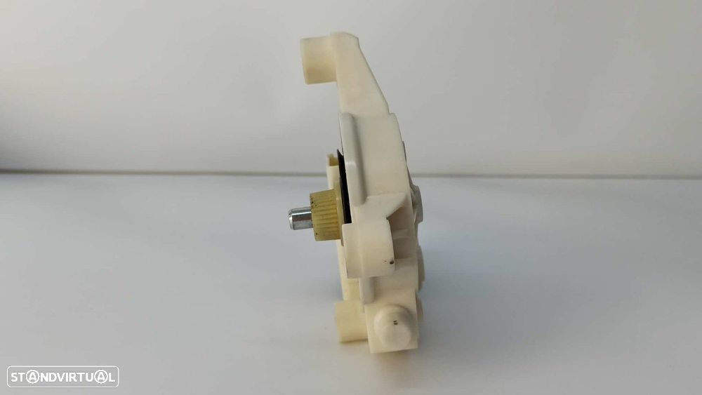 MOTOR ELEVADOR FRENTE ESQUERDO MERCEDES CLASE C (W204) FAMILIAR 220 T CDI (204.2... - 6