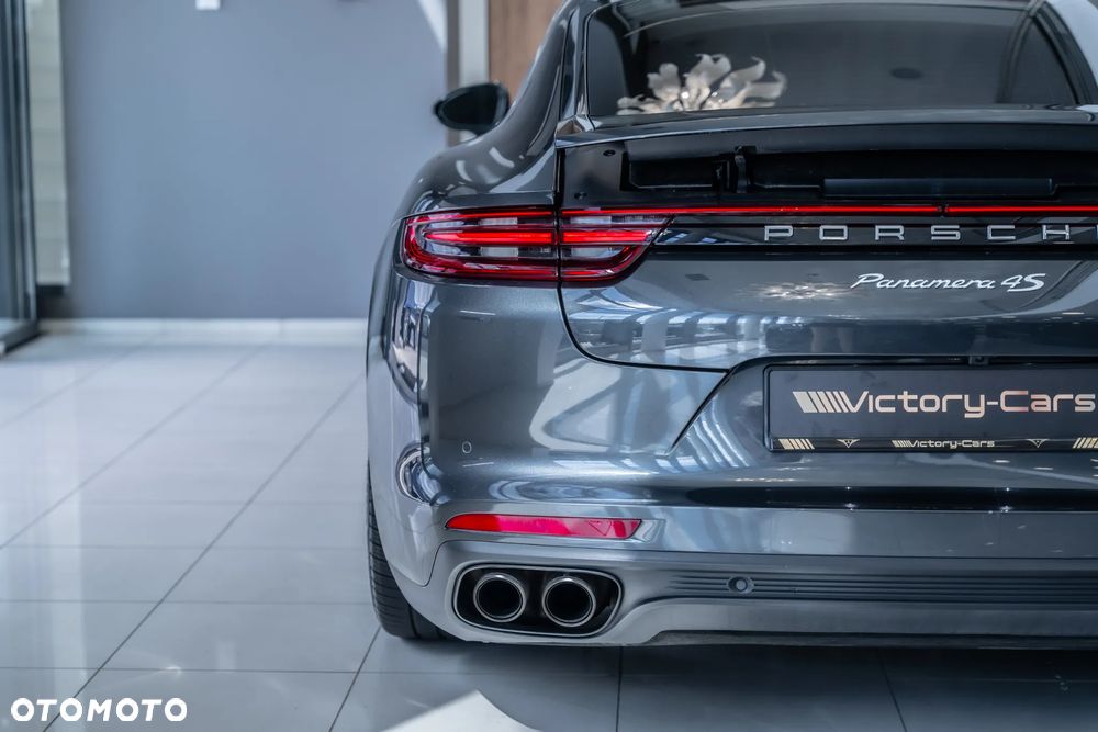 Porsche Panamera 4S GPF Executive - 9