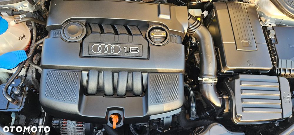 Audi A3 Sportback 1.6 Attraction - 8