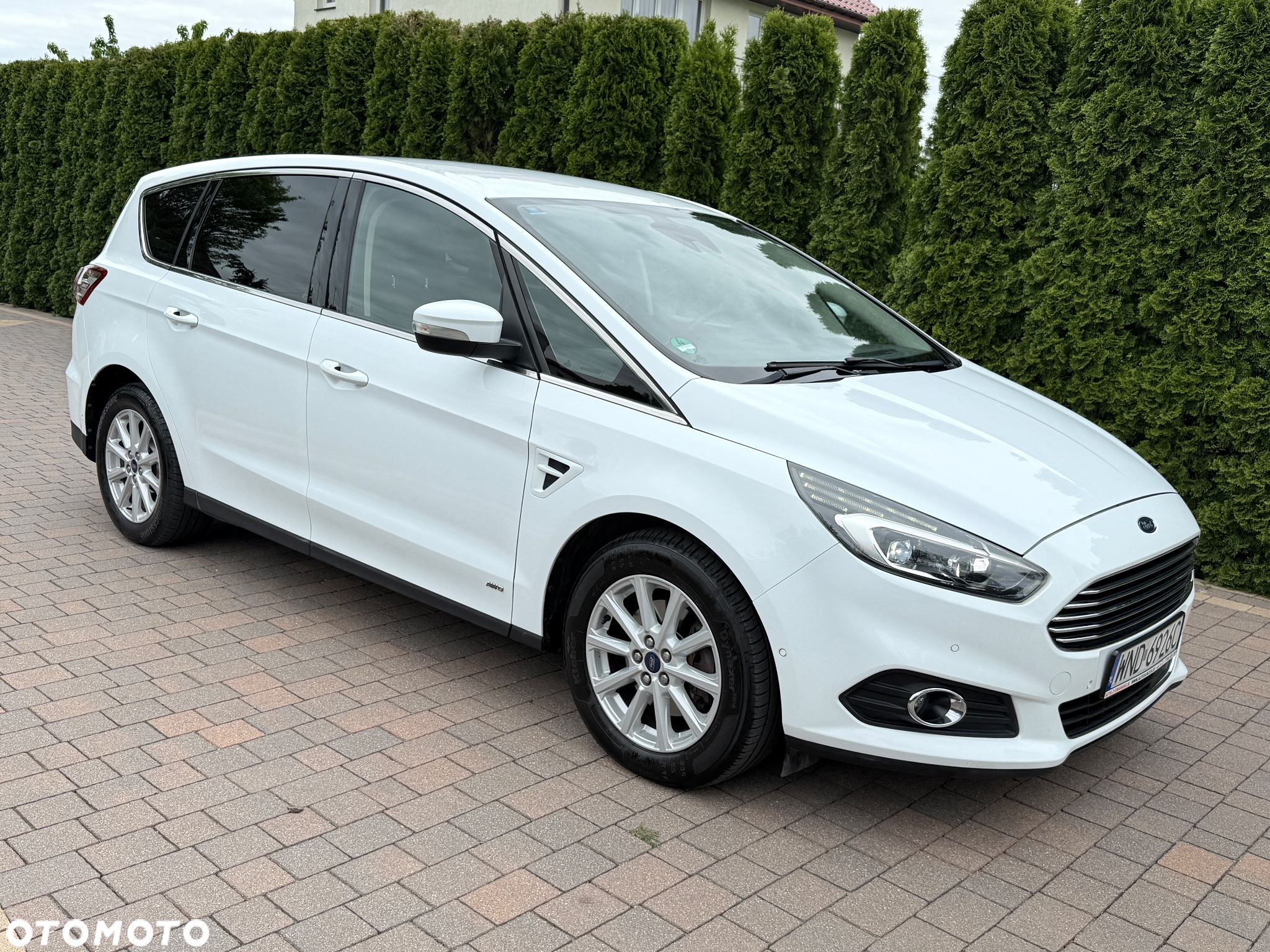 Ford S-Max 2.0 TDCi 4WD Titanium PowerShift - 34