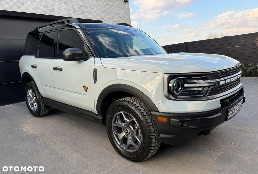 Ford Bronco - 28